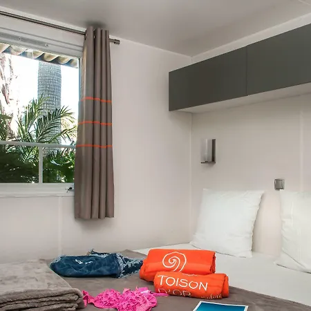 La Toison D'or Et Otel Saint-Tropez